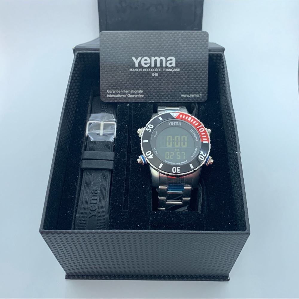 Men’s Digital Dive Watch - Yema Quartz Diver